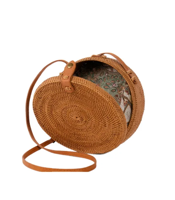 Túi mây quai da kiểu dáng tròn